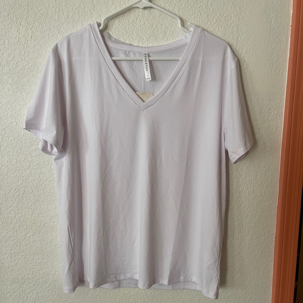 NWT FABLETICS ATHLETIC TEE
